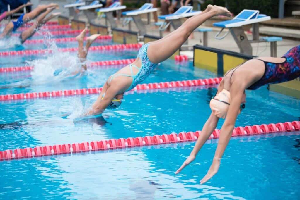 swimming race