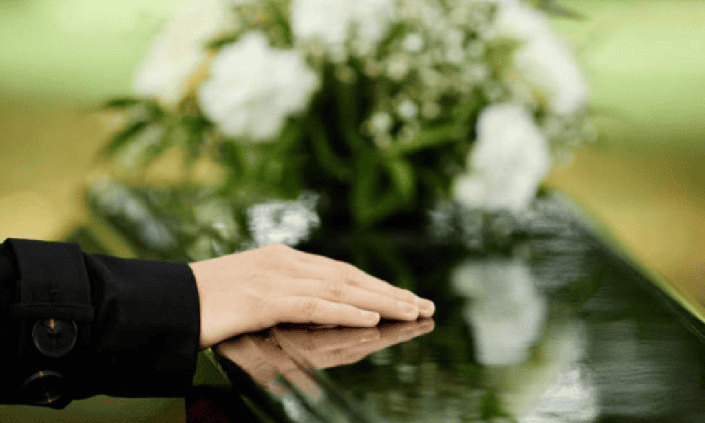 How to Choose the Right Funeral Fundraiser Title
